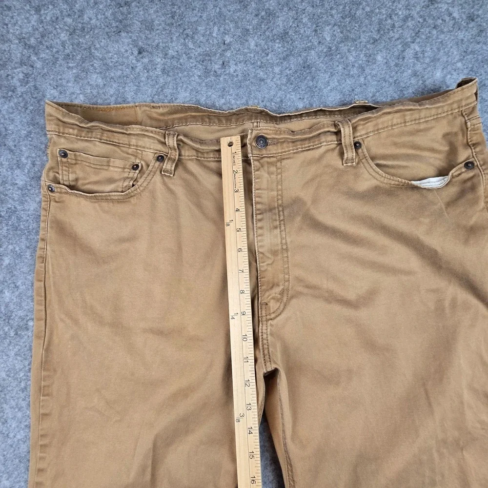 Levi's 541 Athletic Taper Mens 42x30 Tan Khaki Stretch Chino Pants 18181-0151